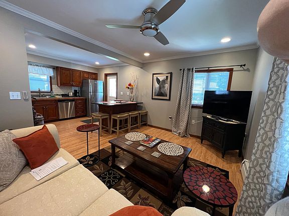 2nd image of 12 E Harrison St #1