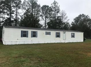 409 Pm Odom Rd, Glennville, GA 30427