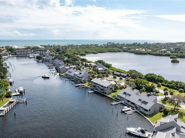 902 Spyglass Ln #B, Vero Beach, FL 32963