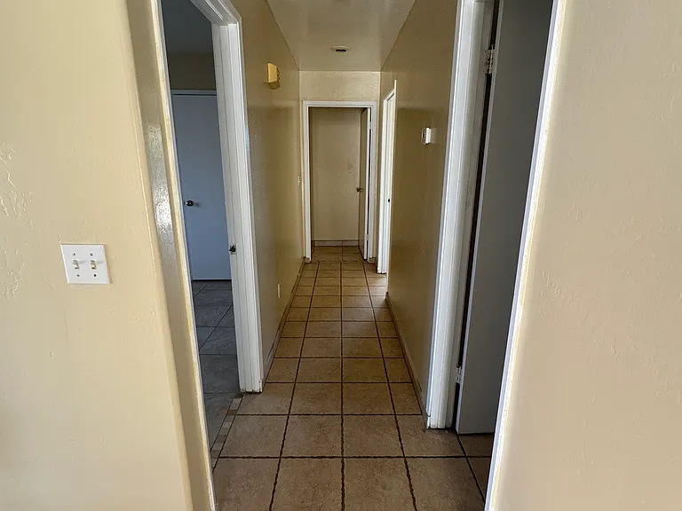1409 Kirkwood Ave — Photo 5