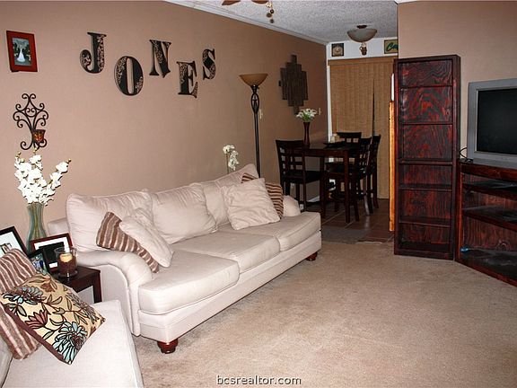 2nd image of 1425-1427 Hillside Dr #Cs