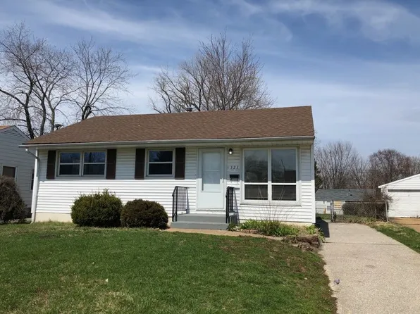 323 Shepley Dr, Saint Louis, MO 63137