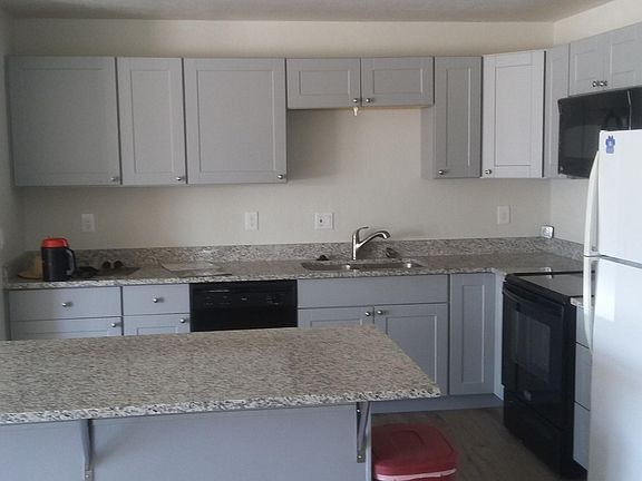 4th image of 5510 N 69th Dr