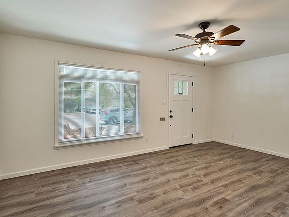 5th image of 5364 48th St