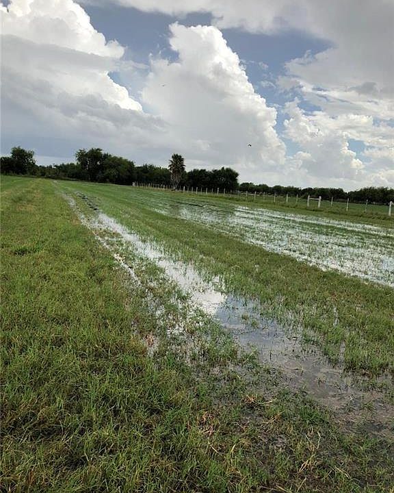 2nd image of 4200 E Texas Rd