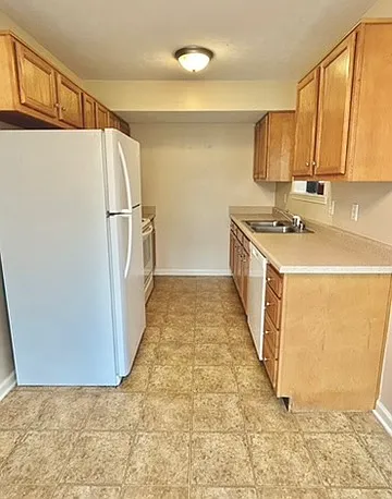 1039 Stonecrest Ct #A — Photo 4