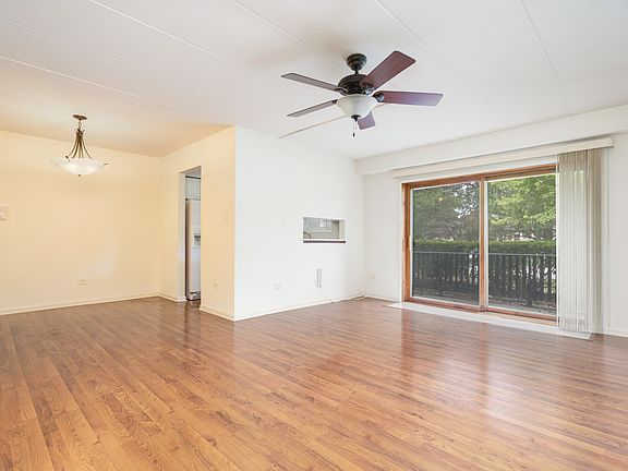5th image of 13515 Le Claire Ave APT 51