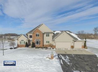 2526 Skyline Oaks Dr, De Pere, WI 54115