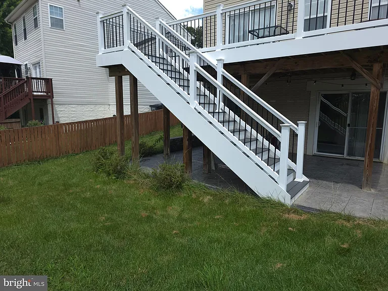 15546 Miller School Pl — Photo 2