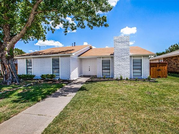 2nd image of 2818 White Gum Ln
