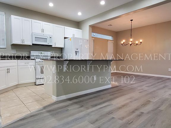 4th image of 9112 Wine Cellar Ave