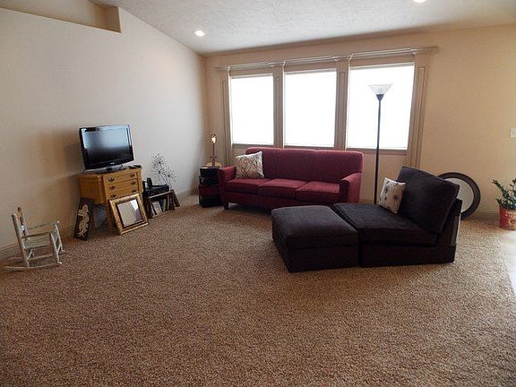 3rd image of 695 Brigham Dr