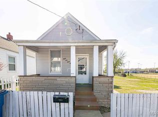8432 Tennessee Ave, Saint Louis, MO 63125