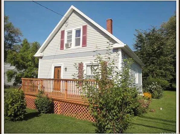 6995 Ward Rd, North Tonawanda, NY 14120