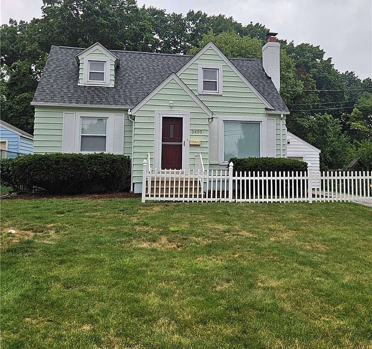 1st image of 2402 Edgewater Dr