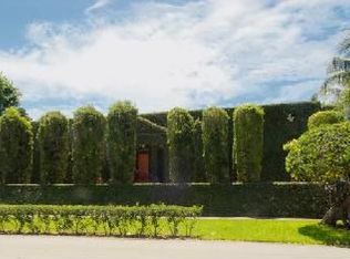 2017 N Bay Rd, Miami Beach, FL 33140