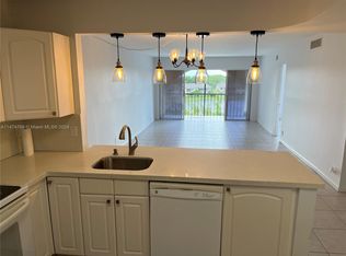 3955 N Nob Hill Rd APT 511, Sunrise, FL 33351