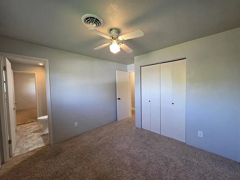 1601 S Yelm St — Photo 15