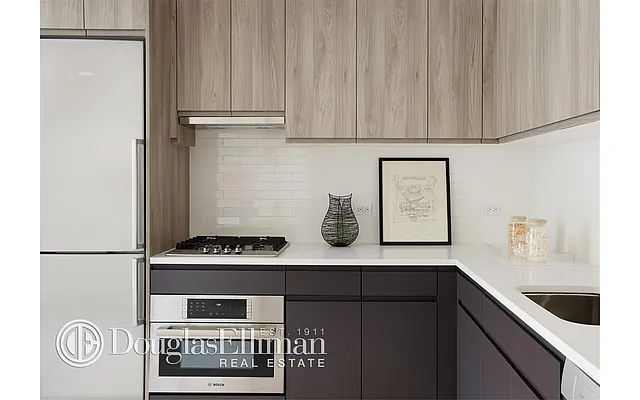 Rented by Douglas Elliman | media 2