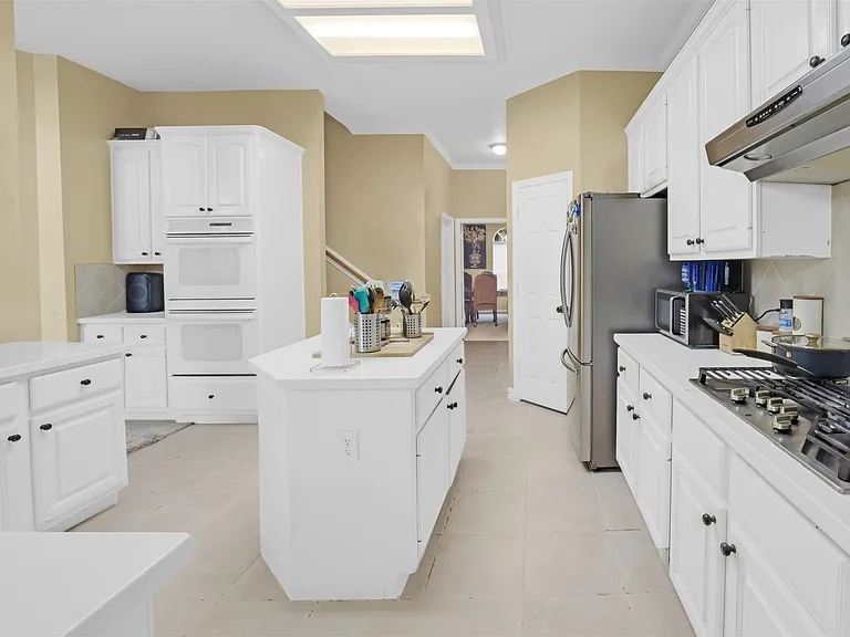 1522 Meadowstar Dr — Photo 11