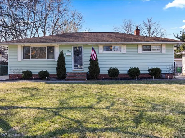 156 Maplelawn Dr, Berea, OH 44017