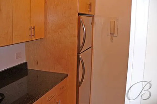 Sold by Bellmarc Realty | media 6