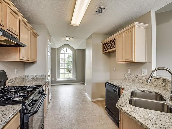 2nd image of 1324 Develon Dr