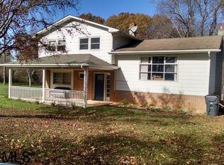 120 Pat Dennis Rd, Scottsville, VA 24590