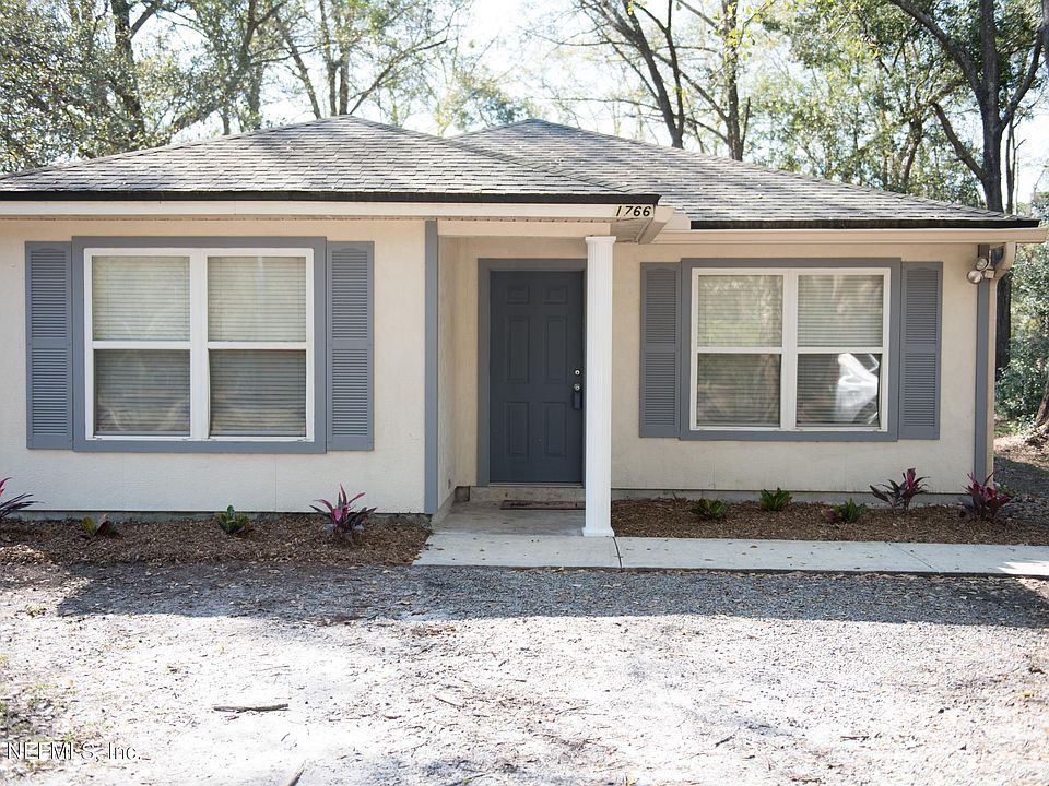 1st image of 1766 Village Ln