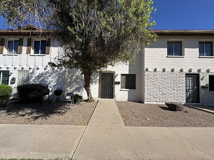 1st image of 4624 N 71st Ln