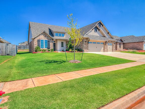 2nd image of 3109 Terrace Park Trl