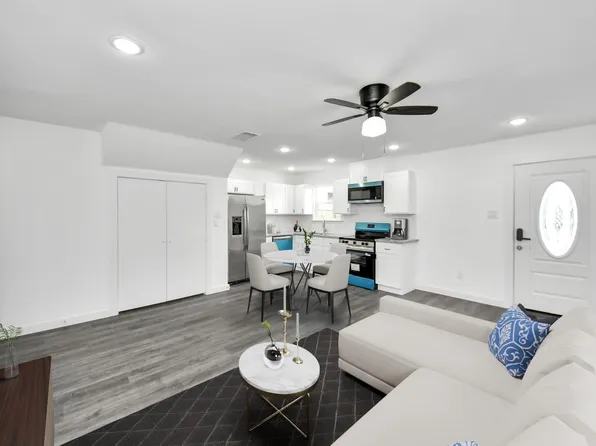 2310 Wavell St #B, Houston, TX 77088