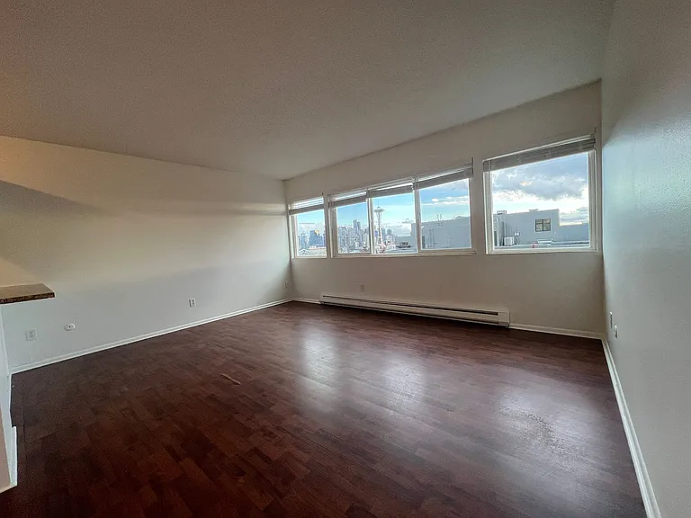 Fairview Apartments — Photo 24