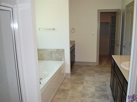5th image of 33934 Kingfisher St