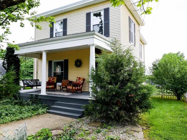42 Race St, Dry Ridge, KY 41035