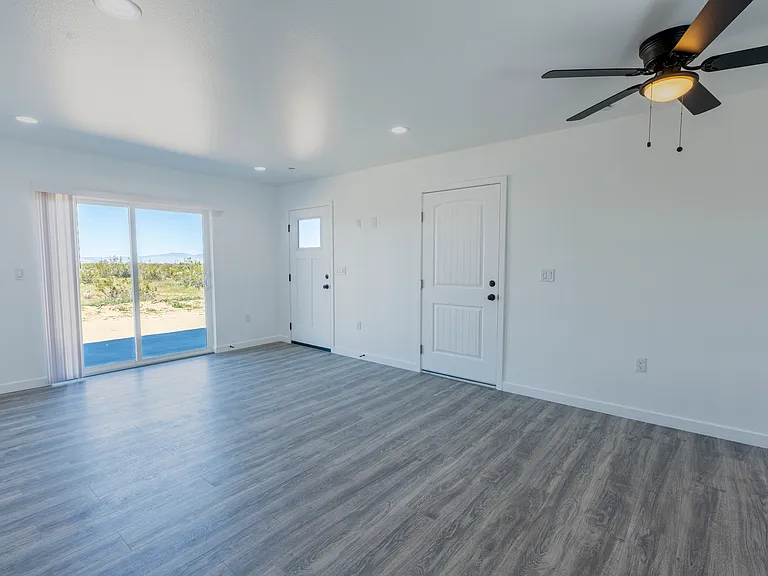 6211 Poppy Blvd — Photo 15