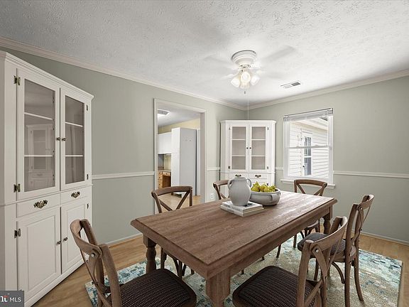 4th image of 8151 Harvest Ct