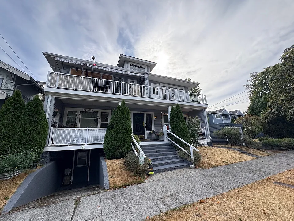 1420 Warren Ave N #D
