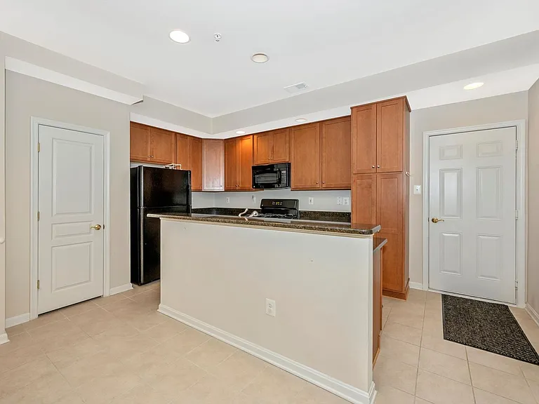 1816 Poolside Ln #A — Photo 23