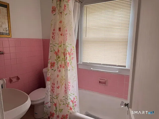 46 Vernon Pl — Photo 8