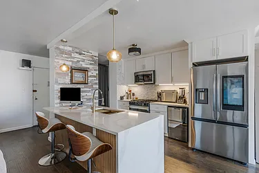 9060 Palisade Avenue, #710