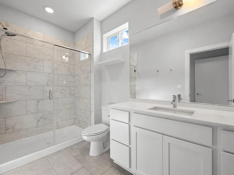 801 N Bluff Dr #17 — Photo 18