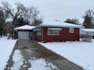 204 N Utah St, Clark, SD 57225