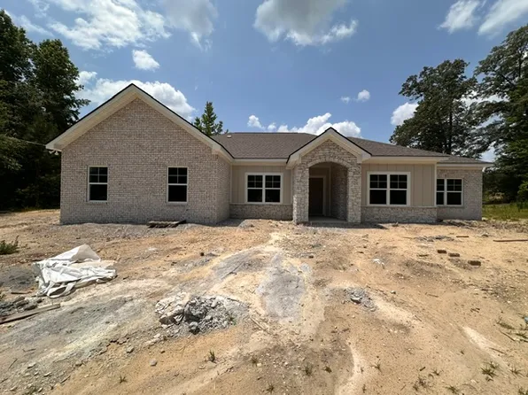 986 Lee Road 126, Opelika, AL 36804