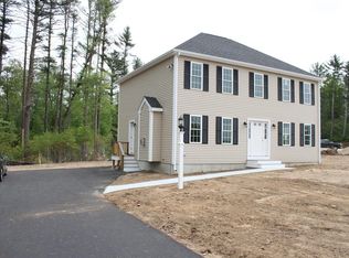 802 Walnut Plain Rd, Rochester, MA 02770