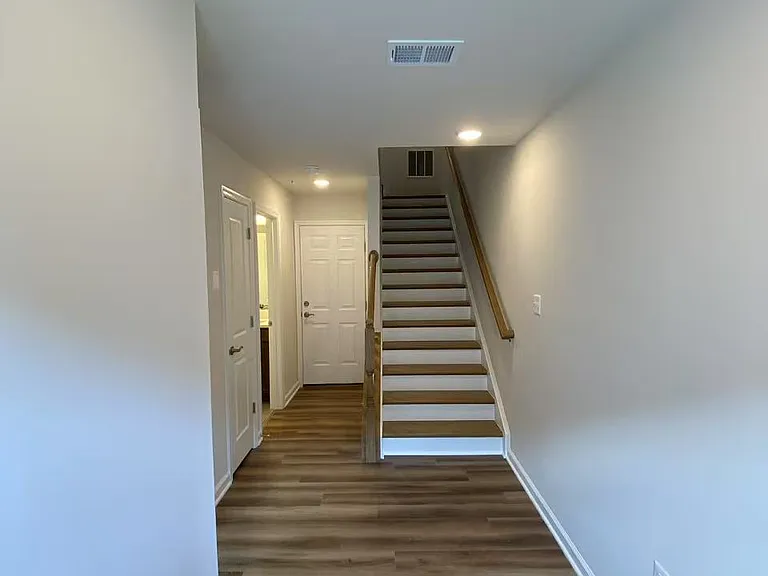 5923 Northwest Dr — Photo 17