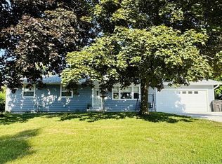 914 Rosemary Ct, Jefferson, WI 53549