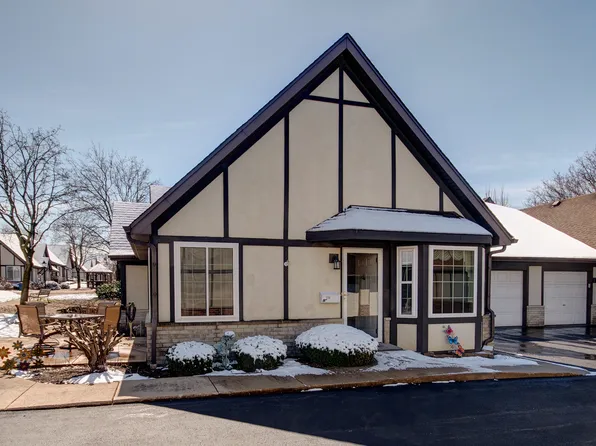 1732 Willow Circle Dr, Crest Hill, IL 60403