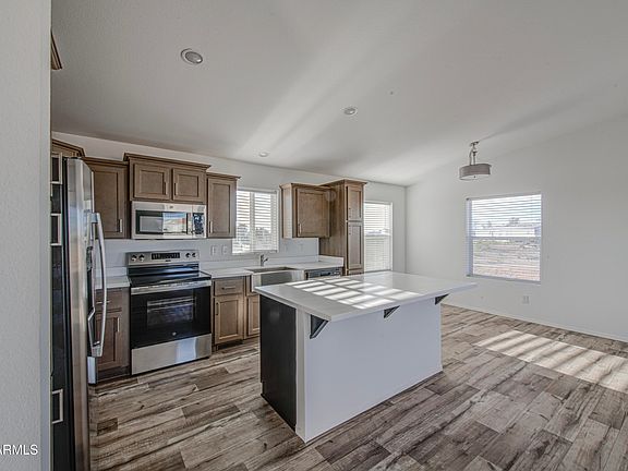 4th image of 5696 N 383RD Drive