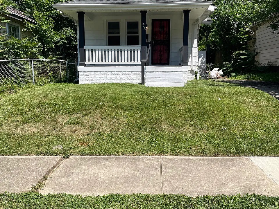 578 Shoop Ave